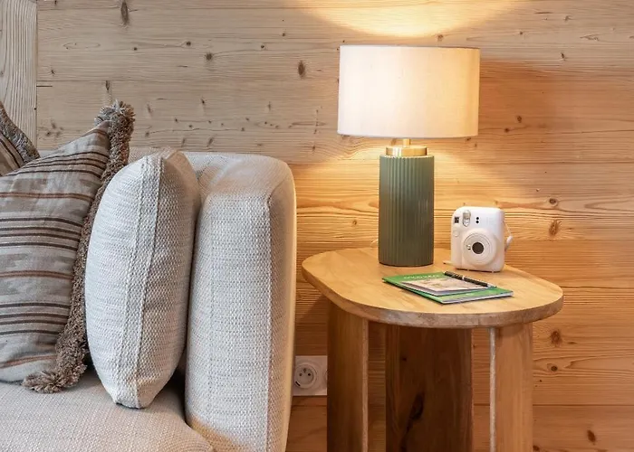 Kandahar, - By Emerald Les Gets